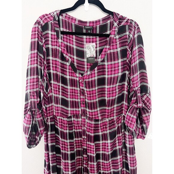 Torrid Womens Plus Dress Sz 2X Red Black Plaid 3/4 Slv V Neck Button Shirt NWT - Picture 3 of 8